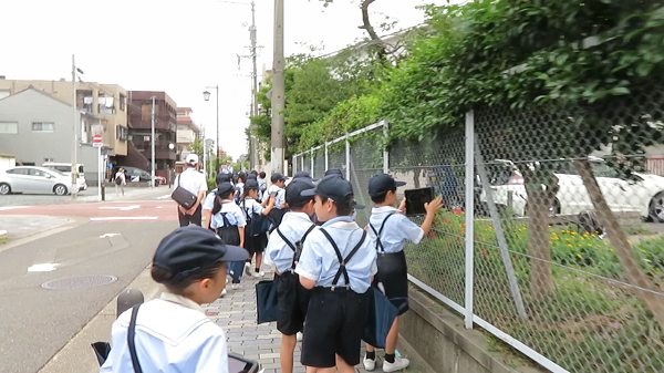 町探検③.png